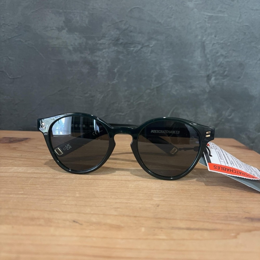 Indescratchables Sunglasses Unisex Green Round Renew‎ 01 004 Forest Tinted NWT